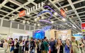 涂鸦智能携创新AI解决方案亮相IFA2025，以AI重塑智慧生活新图景