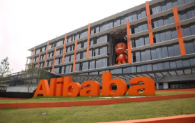 解码阿里巴巴成功之道：多维视角下的商业传奇